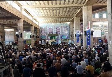 نماز عبادی و سیاسی جمعه همزمان با آغاز هفته نیروی انتظامی در نیشابور 