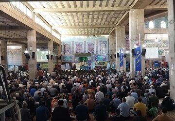 نماز عبادی و سیاسی جمعه همزمان با آغاز هفته نیروی انتظامی در نیشابور 