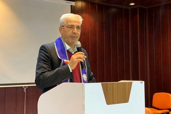 توانمندسازی مربیان پیشتاز، گامی مؤثر در هویت‌بخشی به دانش‌آموزان است