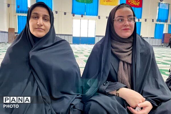 تجلیل از معلمان نمونه منطقه دیشموک
