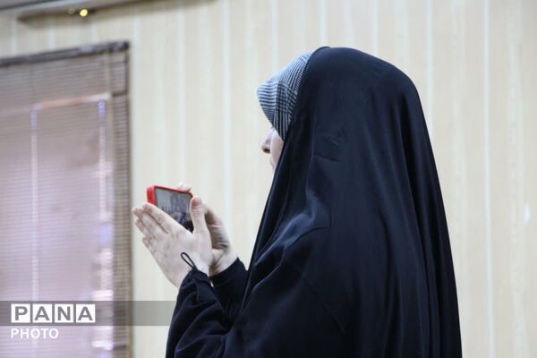 برگزاری اولین جلسه طرح «با انرژی ها» برای مدیریت مصرف انرژی در مدارس یزد