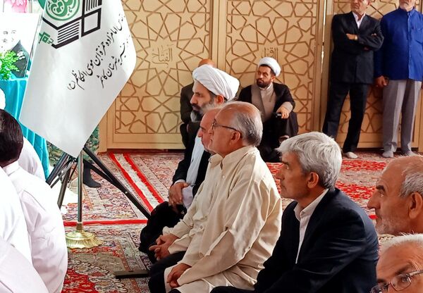 غبارروبی مزار امامزاده سید حمزه کاشمر