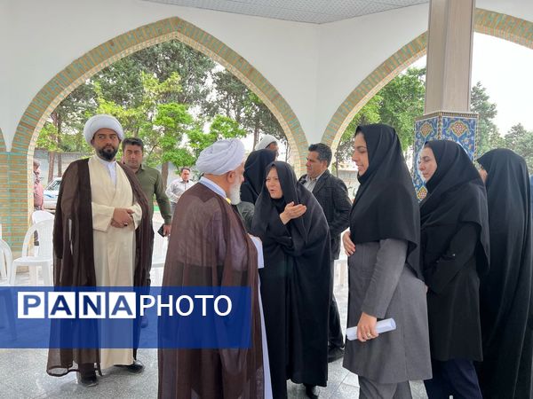 خادمین امام رضا(ع) با شهدا بیعت کردند 