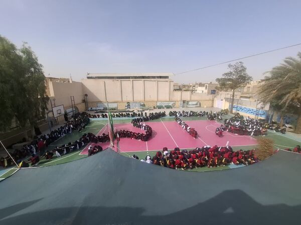 بازدید مدرسان کشوری سازمان دانش‌آموزی از دبیرستان تمام تشکیلاتی عفت