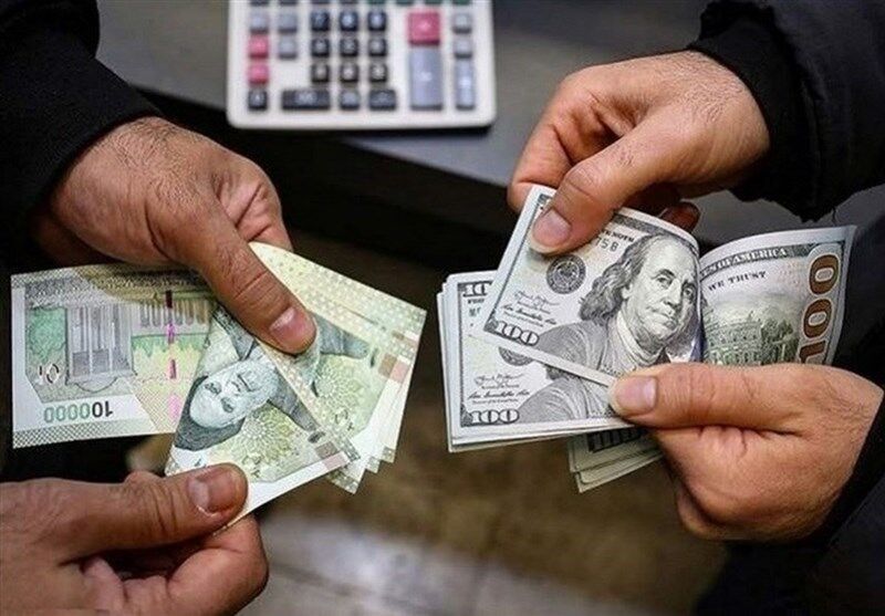 بانک ها موضوع نقدینگی را برای جلوگیری از سوءاستفاده ارزی مدیریت کنند