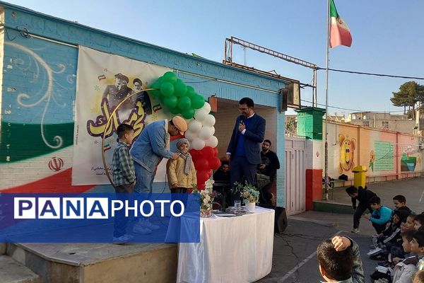 جشن دهه فجر و اعیاد شعبانیه در آموزشگاه شیخ جنید پیشوا