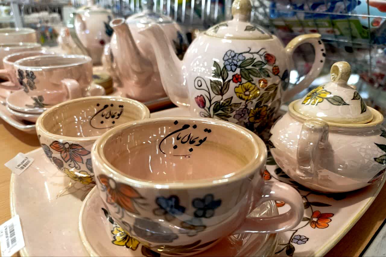 لالجین، نگین درخشان سفال ایران