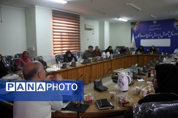 دوره آموزشی مدرسین میانی (نماد) در هرمزگان