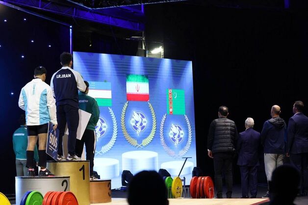 پولادمردان آینده وزنه برداری ایران را باید از ورزش مدارس کشف کرد