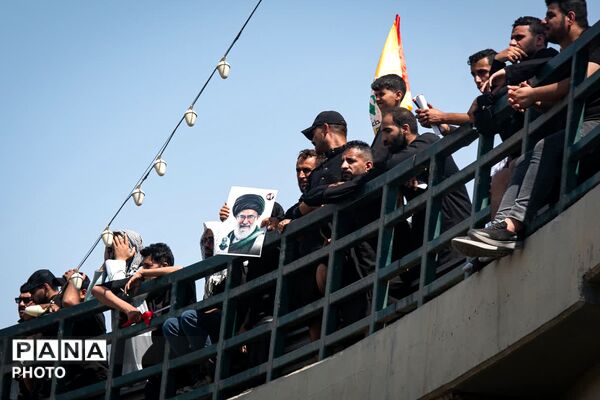 تشییع رهبر شهید انقلاب در کربلای معلی