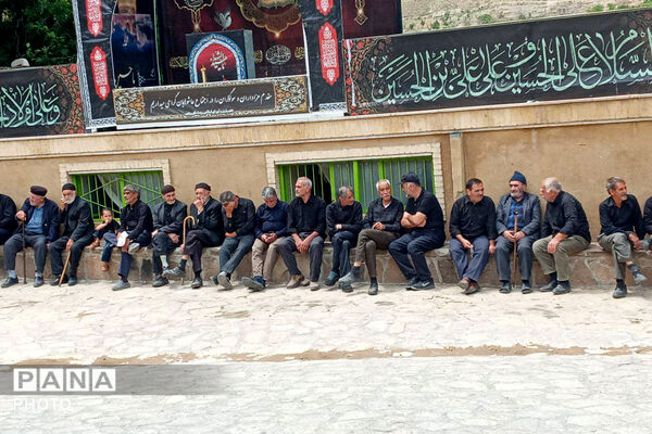 نمایی از عاشورا حسینی در روستا رویین