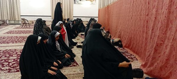 نماز جماعت در شب میلاد حضرت علی(ع) در خلیل آباد