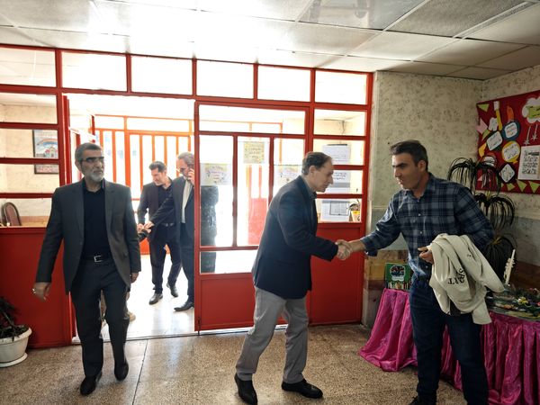 بازدید مدیرکل آموزش و پرورش استان کرمانشاه از مراکز اسکان نوروزی