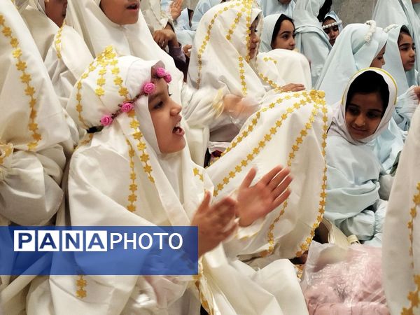 جشن تکلیف برای ۳۶۰ دانش‌آموز پایه سوم شهرستان فاروج