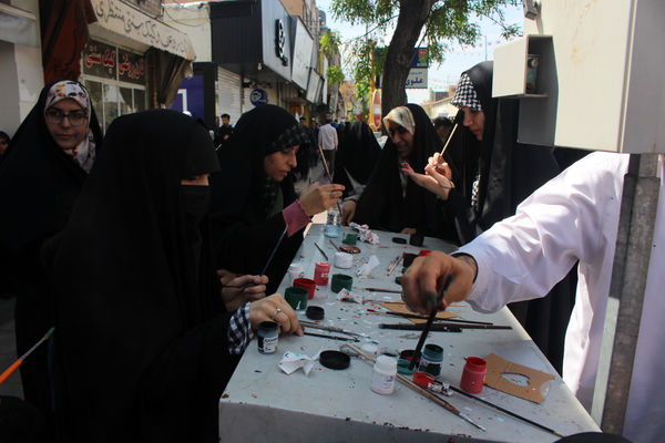 حضور عزتمندانه مردم قم در راهپیمایی آخرین جمعه ماه رمضان
