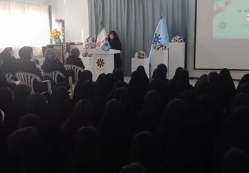  جشن جوانه ها در دبیرستان فرزانگان قم