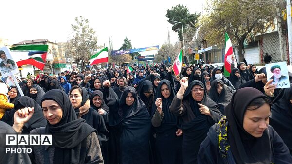 راهپیمایی خشم و نصر مردم نیشابور 