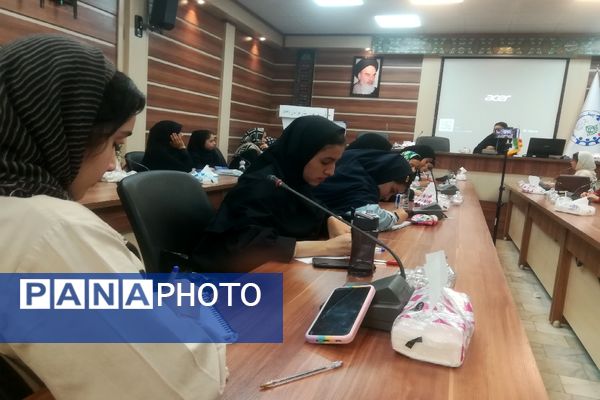 آخرین جلسه دوره آموزشی مجری شو