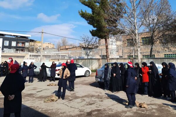 چهل و چهارمین جشنواره فرهنگی و هنری در رشته عروسکی و صحنه ای و خیابانی در نیشابور
