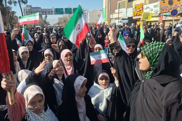 تصاویری ازحماسه حضور عاشقان انقلاب اسلامی 