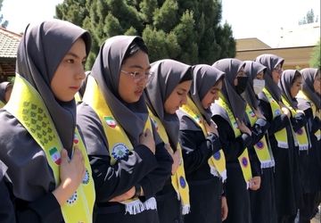 بازدید ارزیاب سازمان دانش‌آموزی کشور از دبیرستان تشکیلاتی المهدی ناحیه ۵ مشهد