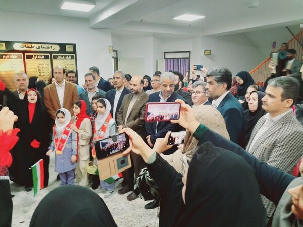 افتتاح مدرسه  ۱۲ کلاسه فروغی بسطامی در بوشهر