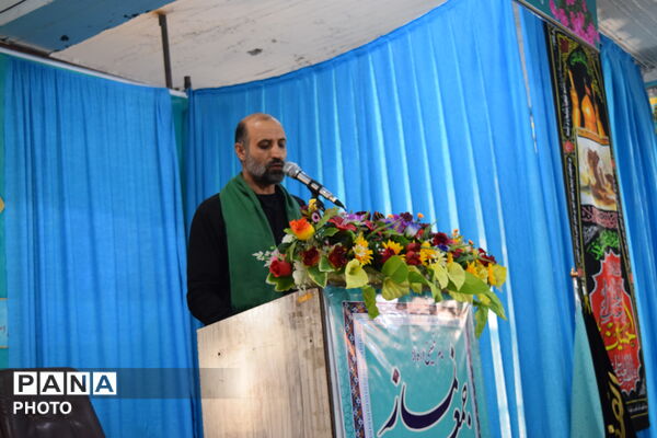 مصلی امام حسین(ع) فارسان بار دیگر میزبان اجتماع نمازگزاران جمعه شد