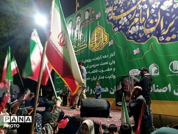 حضور پر شور مردم همدان ،در اجتماعات شبانه آرامگاه بوعلی 