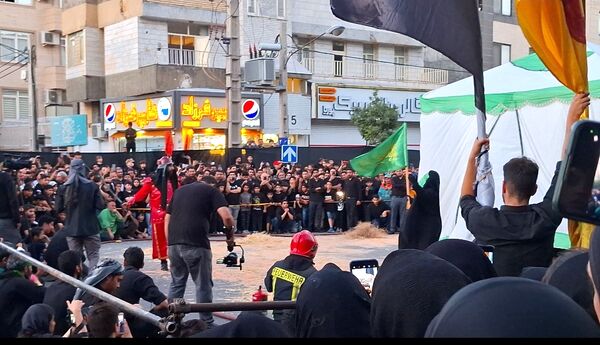 آیین خیمه سوزان عصر عاشورا در مشهد