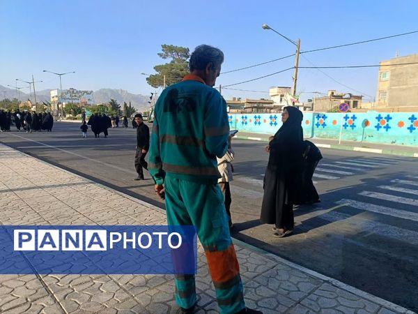 فداکاری در سکوت: رفتگر اربعین، قهرمان گمنام جمع‌آوری زباله در کاشمر