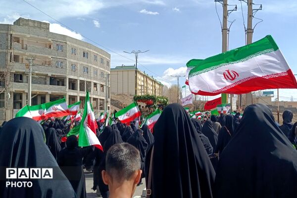 پردیس میزبان تشییع و تدفین پیکر خانواده شهید دهقان‌زاده 