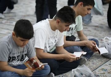  برگزاری مراسم دعای عرفه در مصلی باقرشهر 