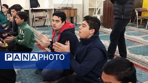 مراسم میلاد حضرت مهدی (عج) در دبیرستان شاهد ابوذر غفاری نیشابور 