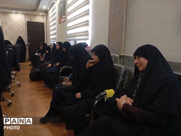 جلسه تشکلات دانش آموزی با نماینده مردم نیشابور در مجلس شورای اسلامی