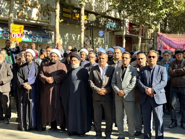 حضور پرشور مردم در راهپیمایی ۱۳ آبان طرقبه