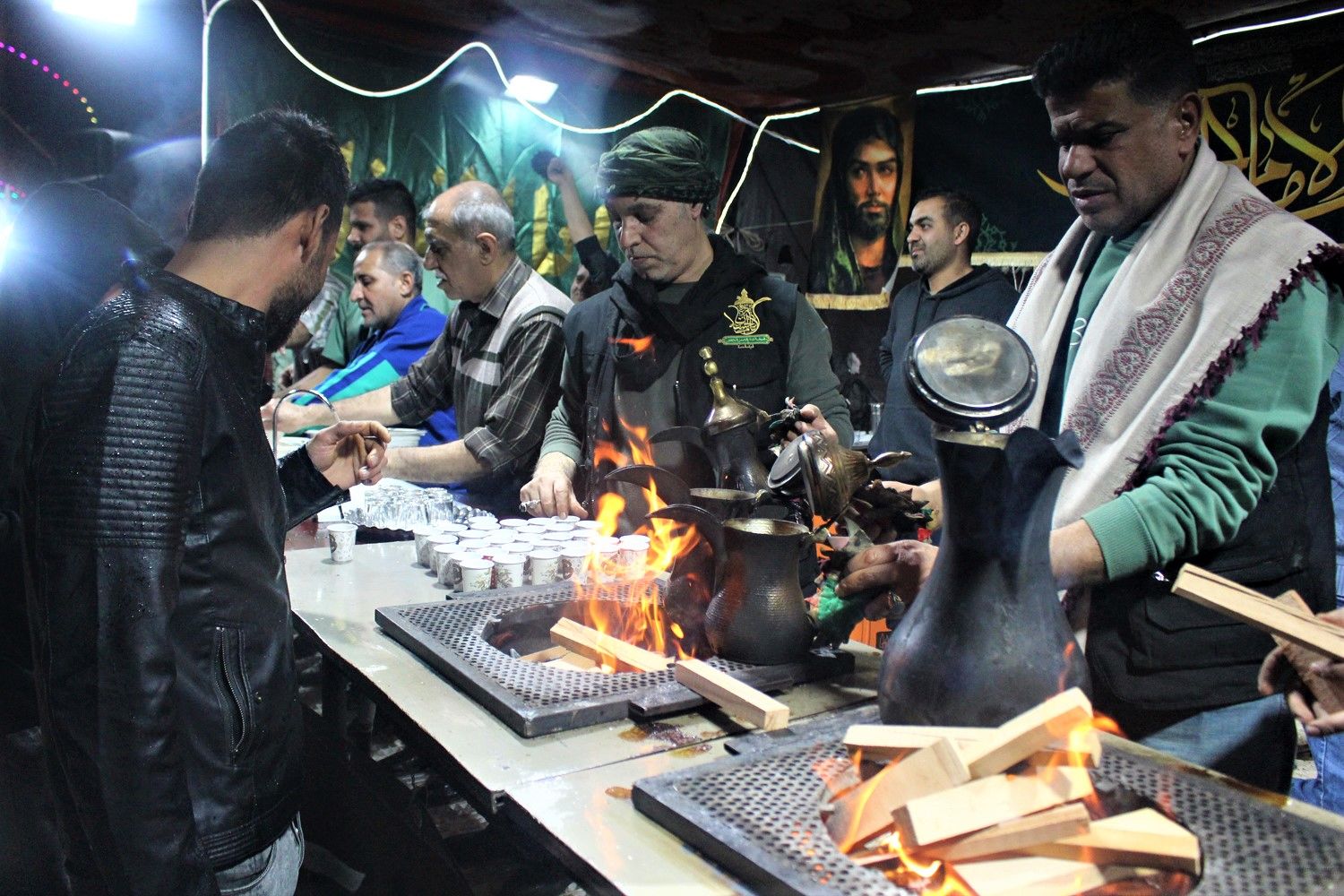 شور و عشق زائران جشن نیمه شعبان در قم