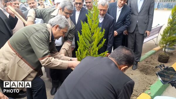 زنگ سپاس معلم در خراسان رضوی نواخته شد