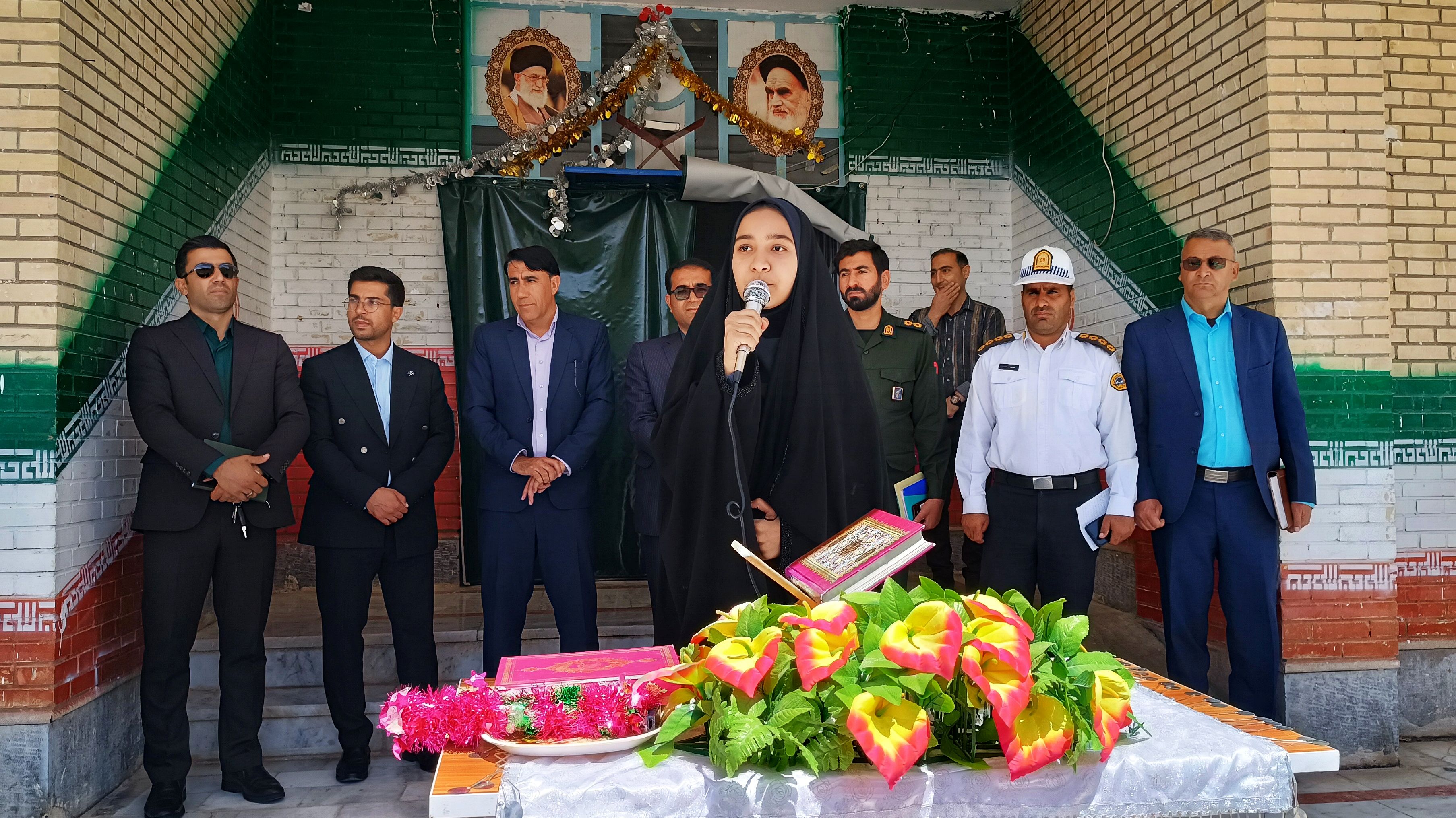 نواخته شدن زنگ سلامت در دبیرستان الزهرا شهرستان مارگون