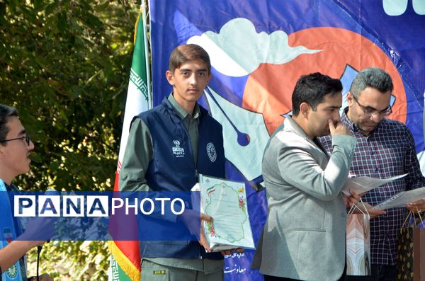 مراسم روز تکریم از دانش‌آموزان فعال خراسان رضوی ویژه پسران