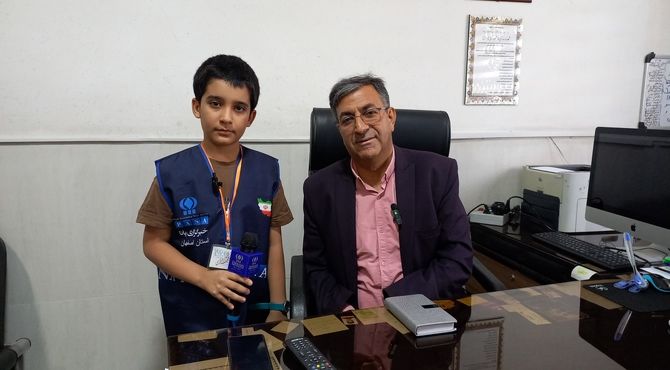  از وجود معلمان توانمند در مدرسه فرهیختگان استفاده خواهیم کرد