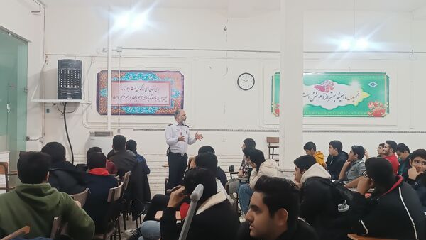 برگزاری کلاس پدافند غیر عامل ویژه پایه‌های دهم دبیرستان شاهد ابوذر غفاری نیشابور