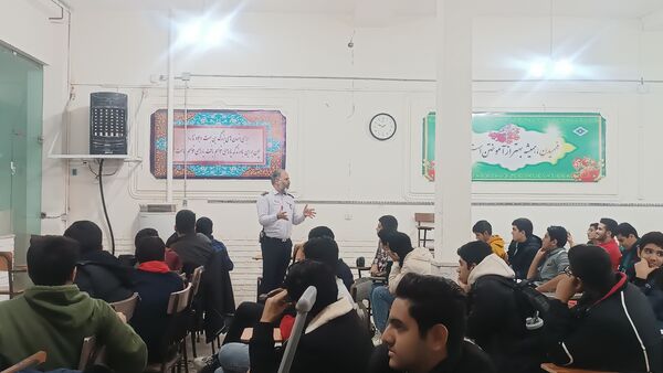 برگزاری کلاس پدافند غیر عامل ویژه پایه‌های دهم دبیرستان شاهد ابوذر غفاری نیشابور