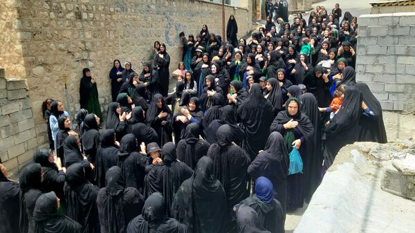 عزاداران حسینی، خیابان‌ها را غرق لبیک یا حسین کردند