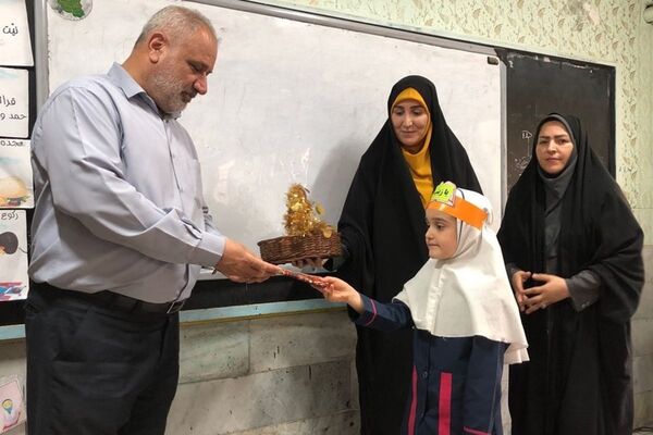 هم‌اندیشی حراست و معلمان برای ارتقای آگاهی؛ کارگاه آموزشی در دبستان هدی
