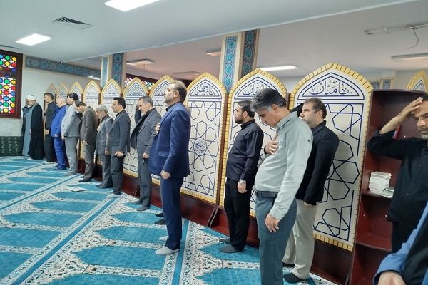 مراسم ارتحال امام خمینی (ره) در اداره آموزش و پرورش ناحیه دو شهرری 