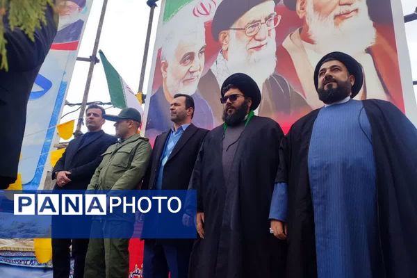 تجلی چهل و هفتمین سالگرد جمهوری اسلامی ایران در رودهن