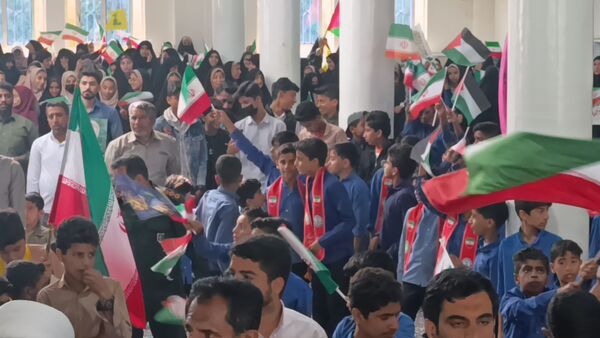 راهپیمایی ۲۲ بهمن در سندرک