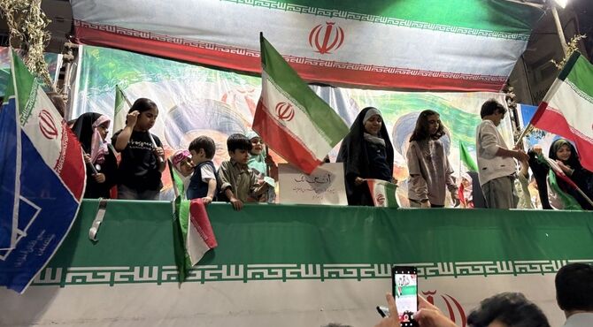 رهبری که کربلا نرفت اما حسینی شهید شد