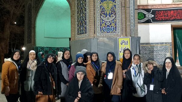کاروان زیارتی دختران حضرت زهرا (س) در مشهد مقدس 