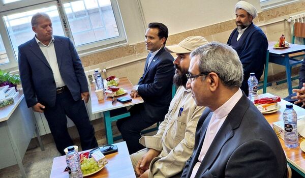 آیین افتتاح مدرسه شش کلاسه مرحوم کاووسی شهرستان خلیل‌آباد 